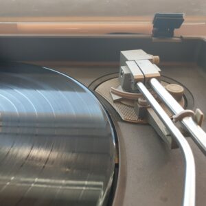 Estonia 010 Tone Arm Lock