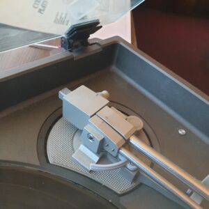 Estonia 010 Tone Arm Lifter